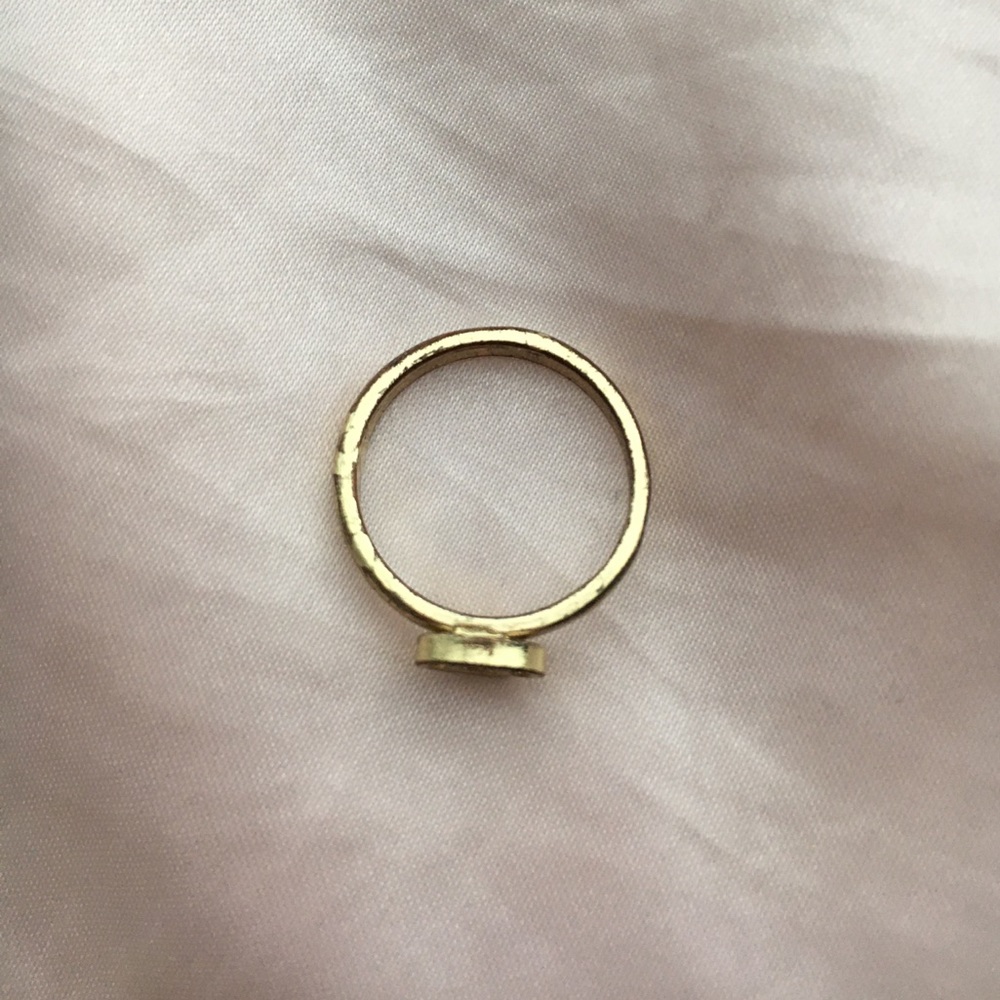@ ring - Picture 3 of 5